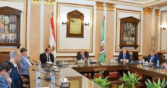 الخشت: تطوير قصر العينى الفرنساوى يضمن تحقيق إصلاح مالى وإدارى