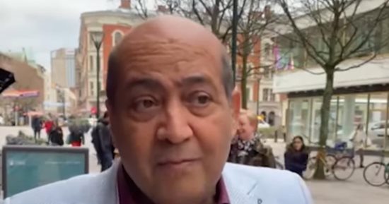 الناقد طارق الشناوى: تكريم خيرى بشارة بمهرجان مالمو مستحق لما أنجزه فى السينما العربية.. المهرجان يعرض بانوراما تضم أفضل ما قدم بالوطن العربية.. ووداعا جوليا حطم مقولة أن المصريين لا يتجاوبون مع السينما العربية