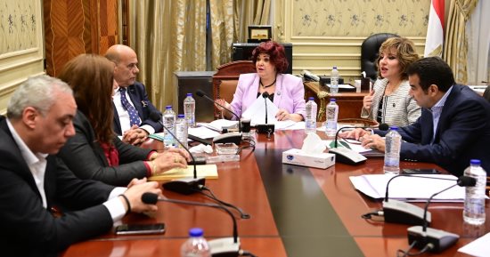لجنة السياحة بمجلس النواب تصدر روشتة علاجية للقضاء على سماسرة الحج والعمرة