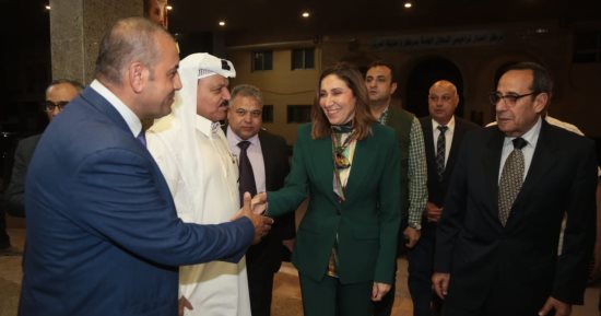 وزيرة الثقافة: نسعى لتنمية الوعي واكتشاف المواهب لدى أبناء سيناء