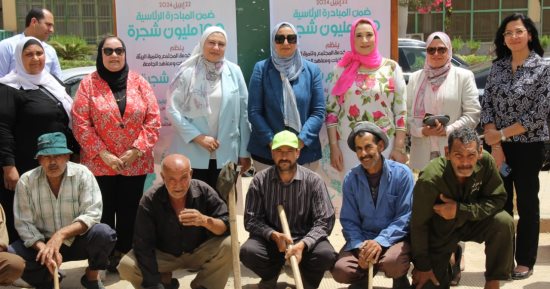 جامعة عين شمس تحتفل باليوم العالمى للأرض بتنظيم حملة "ازرع شجرة"