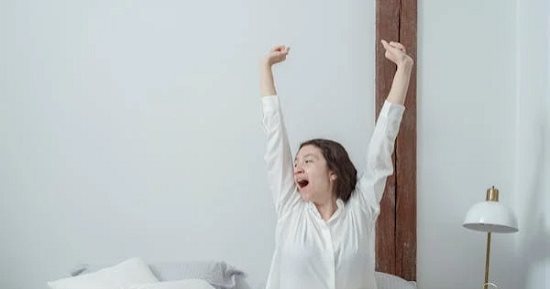 5 طرق لاستغلال التوقيت الصيفى لتنظيم يومك ونومك.. ابدأ من النهارده