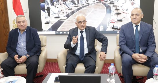 وزير التعليم يستقبل الطلاب المشاركين فى المسابقة العالمية "أيسف" قبل سفرهم أمريكا
