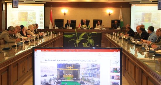 محافظ الجيزة يوجه بطرح عدد من ساحات الانتظار للارتقاء بمستوى الخدمات
