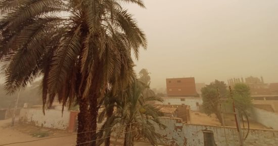 محافظ أسوان يقرر وقف الملاحة في النيل وبحيرة ناصر لسوء الطقس