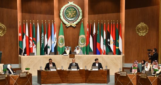 البرلمان العربي ينتخب أربعة نواب لرئيسه