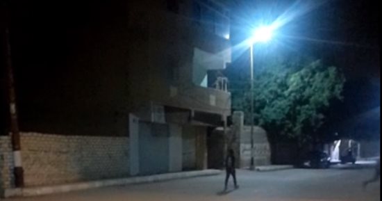 مصرع مسن سقطت عليه نخلة نتيجة الطقس السيء فى قنا.. فيديو