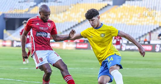 الأهلي يتقدم على الإسماعيلي بهدف تاو فى الشوط الأول