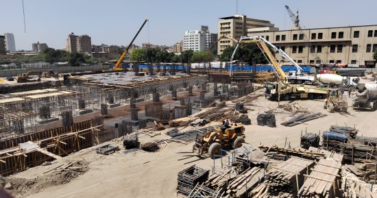 اليوم السابع يرصد أعمال تطوير ميدان رمسيس.. إنشاء موقف متعدد الطوابق لتجميع كل سيارات السيرفيس.. ومحافظة القاهرة: إزالة عقارين لإنشاء مطلع جديد لكوبرى أكتوبر ضمن خطة التطوير.. صور