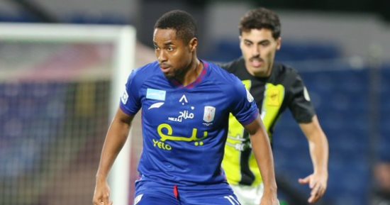الاتحاد يسقط أمام أبها بثلاثية في الدوري السعودي.. فيديو