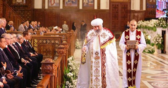 وزراء وشخصيات عامة يشاركون فى الاحتفال بعيد القيامة المجيد