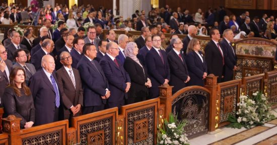 وزيرة التضامن تشارك في قداس عيد القيامة المجيد بالكاتدرائية المرقسية