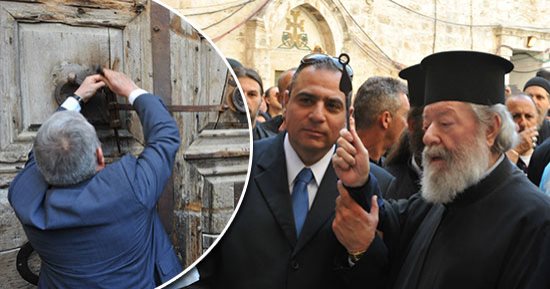 أمين مفتاح كنيسة القيامة بالقدس فى حوار مع "اليوم السابع": لا احتفالات هذا العام بسبب حرب غزة وتقتصر على الصلوات والدعاء.. صلاح الدين الأيوبى كلف عائلتى بحمل مفاتيح الكنيسة ونتوارث المهمة عبر الأجيال