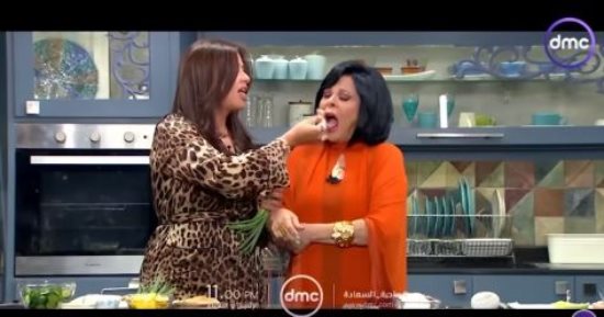 ياسمين عبد العزيز ضيفة إسعاد يونس فى الجزء الثانى من "صاحبة السعادة" الليلة