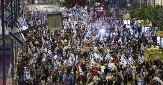 عائلات الأسرى الإسرائيليين: يجب الخروج للشوارع للضغط على نتنياهو