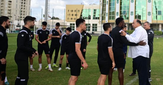 مصيلحى يدعم لاعبى الاتحاد السكندرى قبل مواجهة الأهلى.. صور