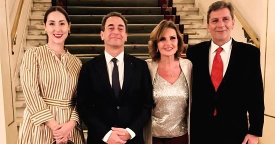 يسرا وزوجها خالد سليم فى حفل عشاء سفير فرنسا بمصر وتوجه له رسالة