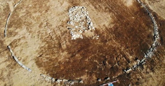 اكتشاف 88 مقبرة من العصر الحديدى فى أموروسى بإيطاليا