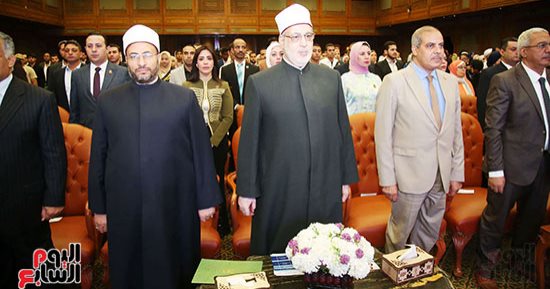بدء فعاليات النسخة الثالثة من مبادرة مرصد الأزهر لمكافحة التطرف لشباب الجامعات.. صور