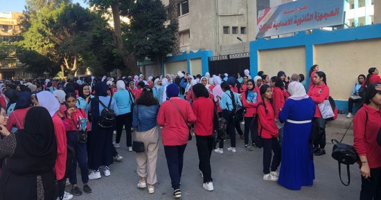 فى مستوى الطالب المتوسط.. آراء طلاب أولى ثانوى بالجيزة فى امتحان اللغة العربية