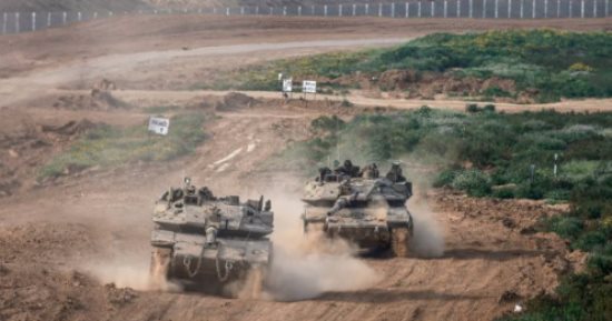 فاينانشيال تايمز: إسرائيل تصر على تحدى العالم بعد أسبوع من الضربات الدبلوماسية