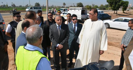 محافظ سوهاج يعلن انطلاق التشغيل التجريبى لمشروع الصرف الصحى بالكولة