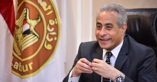 5 آلاف فرصة عمل للمصريين باليونان.. وزارة العمل: إنهاء إجراءات سفر الدفعة الأولى أول يونيو المقبل.. قائمة ثانية للراغبين فى التسجيل بالزراعة الموسمية.. وقاعدة بيانات لطلبات مستقبلية فى السياحة والبناء والتشييد