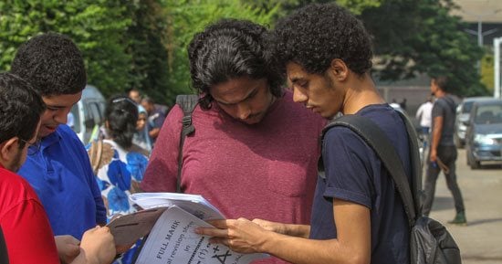 لطلاب الثانوية العامة.. تعرف على شكل أسئلة امتحان الفيزياء للغات 2025