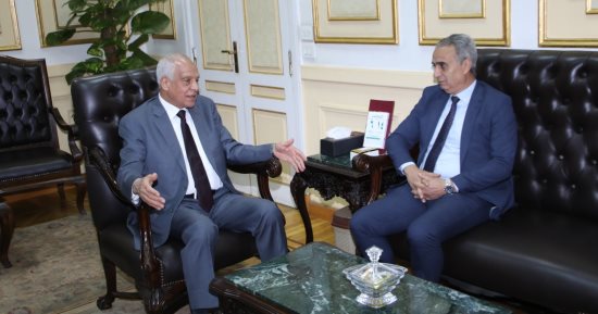 محافظ الجيزة يستقبل رئيس جهاز حماية المستهلك استعدادا لجولة بالأسواق  