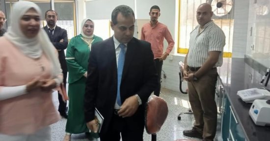 رئيس الحجر الزراعى يتفقد المعامل المركزية بمطار القاهرة قبل افتتاحها