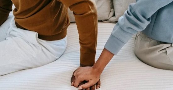 5 أبراج فلكية تعشق الاهتمام المتبادل.. مش بيعرفوا يعيشوا من غير حب