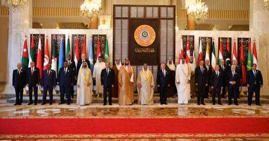 خبير دولى: القمة العربية تبنت ثوابت الرؤية المصرية الحريصة على السلام