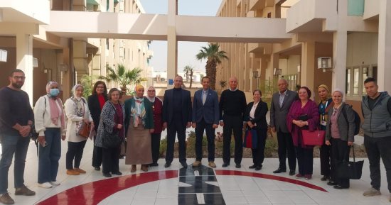 بعثة البنك الدولى تبحث تقييم ممارسات إدارة المخلفات الصحية بالمستشفيات الجامعية