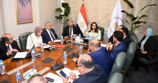وزيرة الهجرة تترأس أول اجتماعات اللجنة العليا للهجرة 