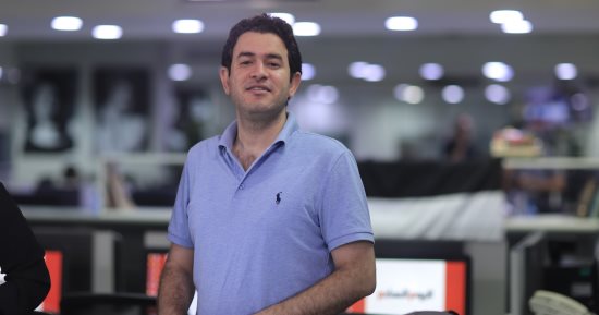 مقال محمد أحمد طنطاوي الفائز بجائزة سعيد سنبل.. الذهب والصعود على حساب الجنيه