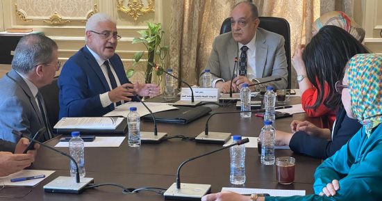 "مشروعات النواب" تعلن التزام إشراك المشروعات الصغيرة فى التعاقدات الحكومية