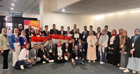 وزير التعليم يهنئ الطلاب المصريين الفائزين فى مسابقة "ISEF" العالمية