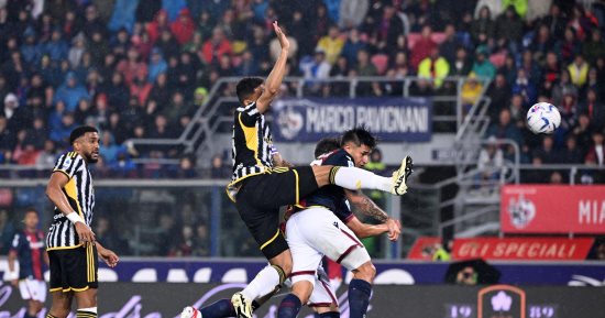 6 أهداف فى تعادل بولونيا ضد يوفنتوس فى الدورى الإيطالى.. فيديو