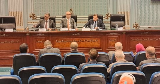 "تنظيم الاتصالات" : الانتهاء من تنفيذ المرحلتين الثانية والثالثة لحياة كريمة 