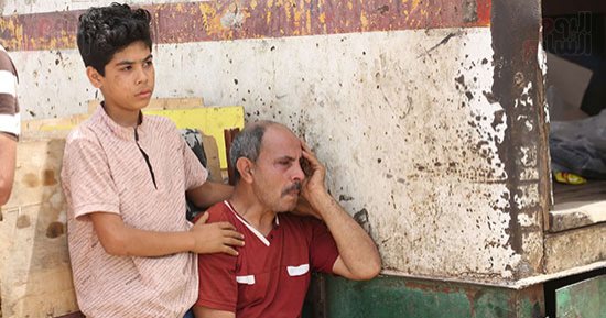 أهالى ضحايا حادث معدية أبو غالب  فى انتظار انتشال جثامين ذويهم