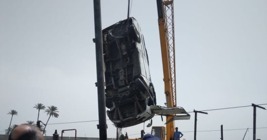 انتشال 6 جثث بحادث غرق ميكروباص معدية أبو غالب بمنشأة القناطر.. صور