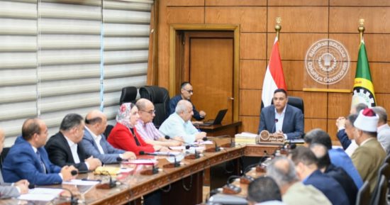 محافظ الدقهلية يفتتح ممشى أهل السنبلاوين ويناقش حوكمة الجهاز الإدارى للدولة