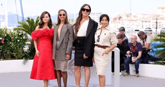فوز بطلات فيلم "إميليا بيريز" بجائزة أفضل ممثلة فى مهرجان كان