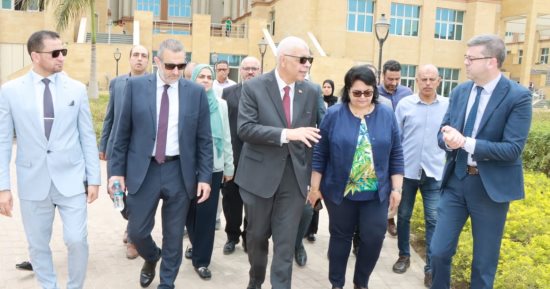 القاصد يتفقد لجان امتحانات الفصل الدراسى الثانى بجامعة المنوفية الأهلية