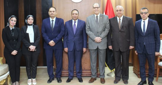المستشار حافظ عباس يستقبل وفد وزارة التخطيط والتنمية لتعزيز التعاون المشترك