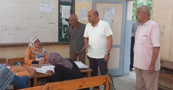 وكيل وزارة التعليم بأسوان يتفقد لجان تقدير الشهادة الإعدادية