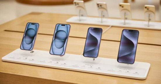 انتعاش مبيعات iPhone فى الصين وسط ارتفاع الطلب على الهواتف الذكية.. تقرير