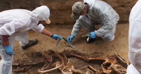 اكتشاف مقبرة جماعية لـ 100 مريض نفسي أعدمهم النازيون في بولندا
