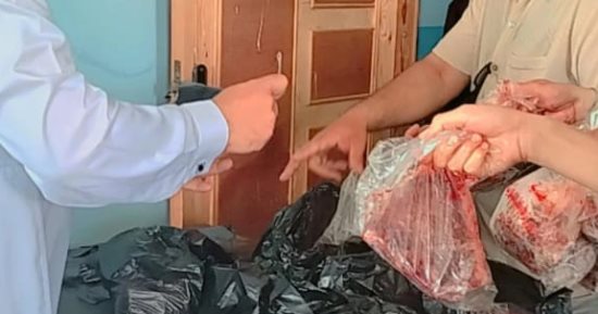 توزيع 2 طن لحوم على الأسر الأولى بالرعاية في الدقهلية