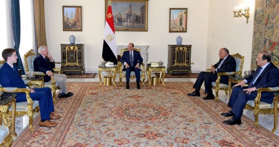 خلال استقباله زعيم الأقلية الجمهورية باللجنة الفرعية لاعتمادات العمليات الخارجية بـ"الشيوخ الأمريكى".. الرئيس السيسى يؤكد أهمية تكاتف الجهود الدولية لوقف الحرب فى غزة ويحذر من خطورة استمرار العمليات العسكرية 